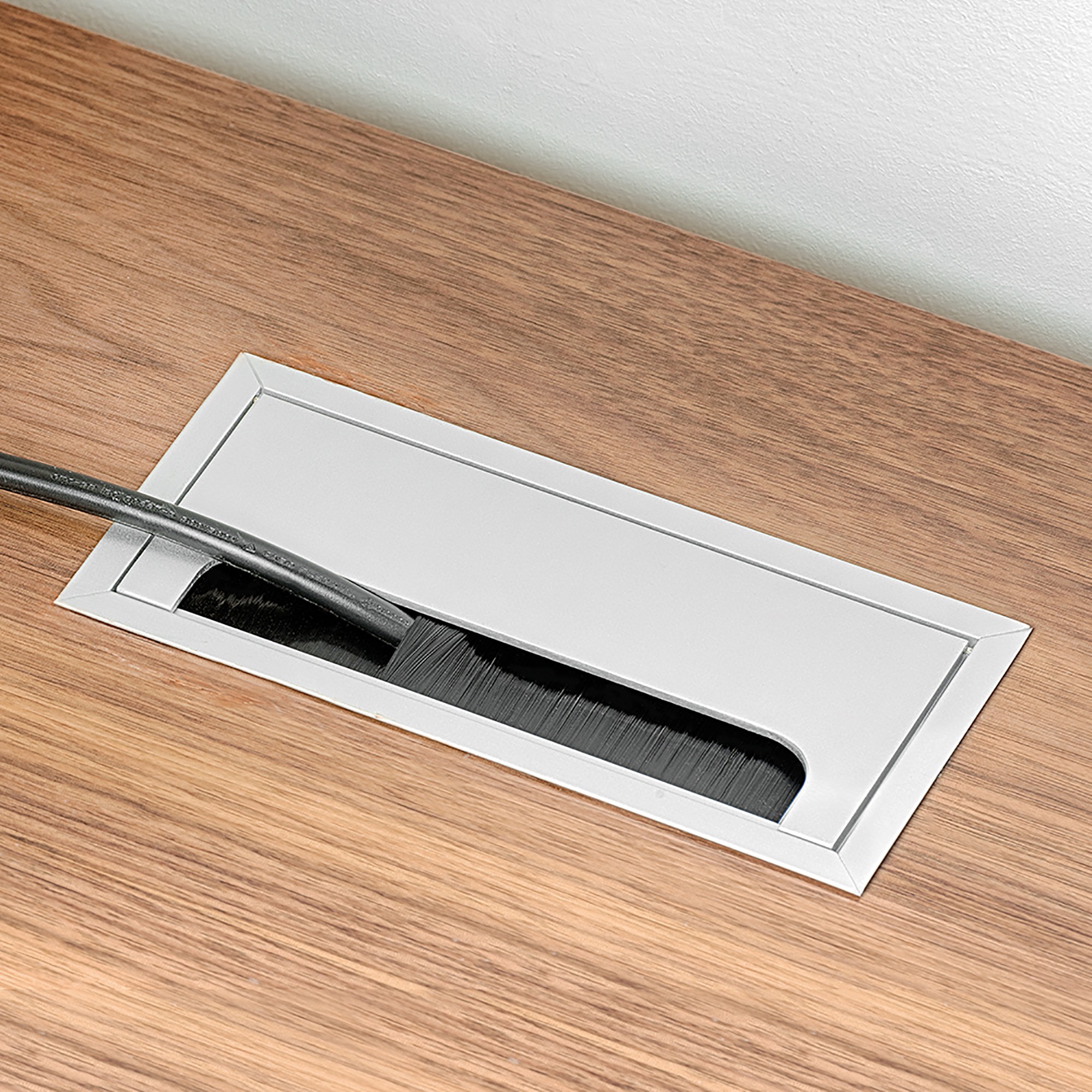 Passa-cabos de mesa, retangular, 158x80 mm, para encastrar, Alumínio, Anodizado mate, 5 un. - Image 2