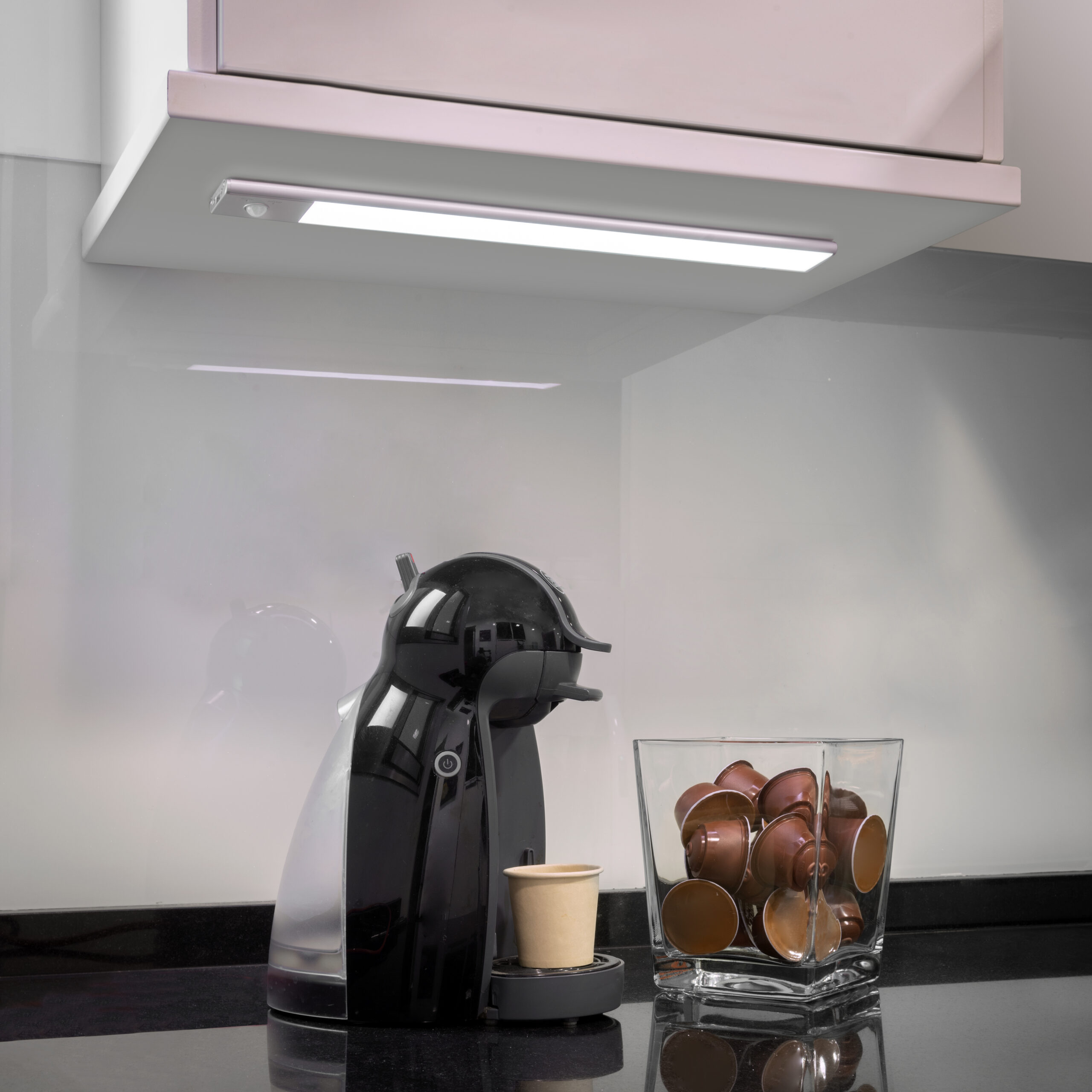 Luz LED Kaus recarregável por USB e com sensor de movimento, Anodizado mate, Plástico e Alumínio - Image 5