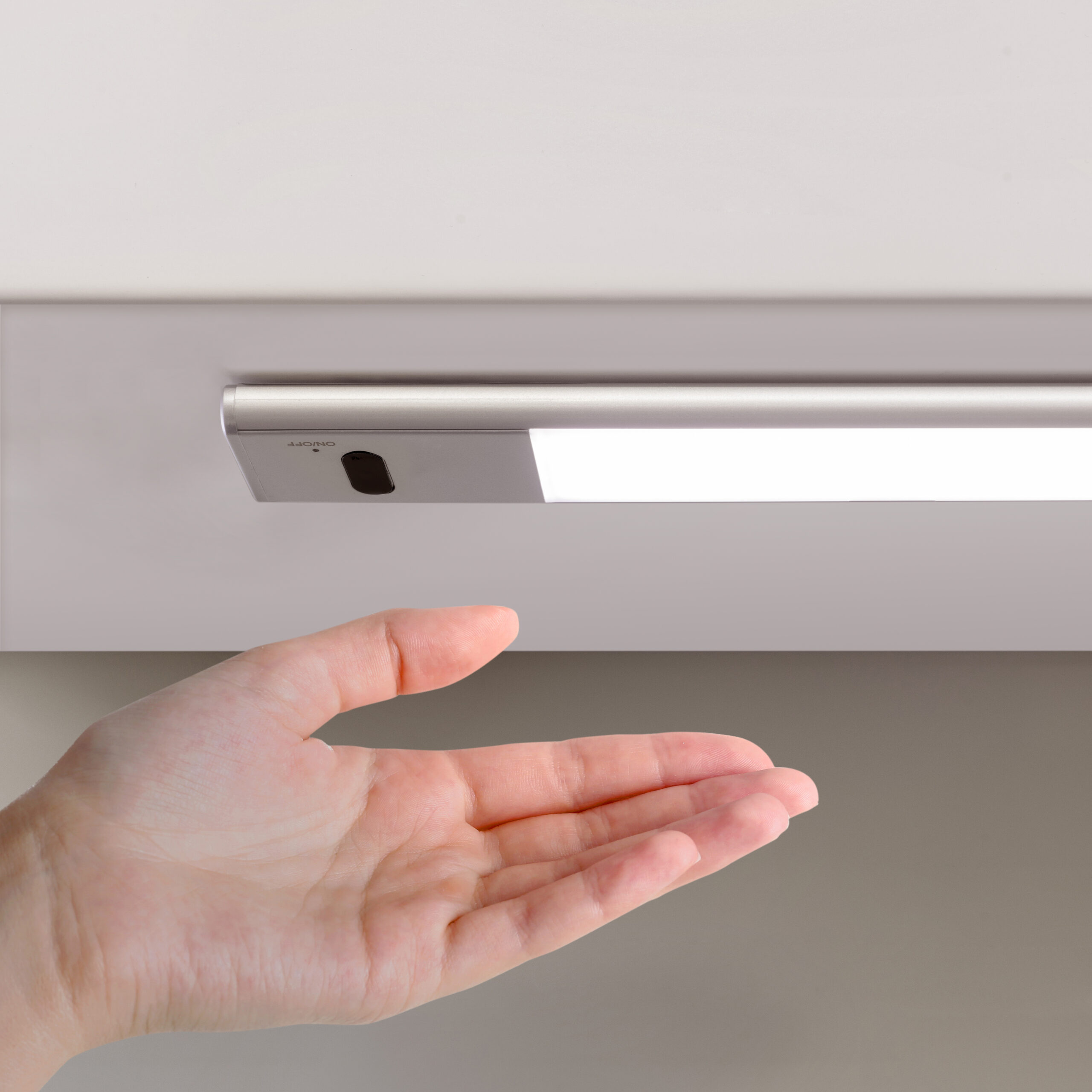 Luz LED Kaus recarregável por USB e com sensor switch, Anodizado mate, Plástico e Alumínio - Image 8