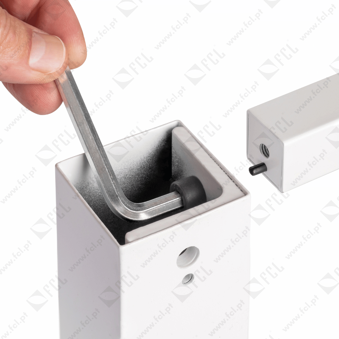 Patas quadradas e estrutura para mesa montagem - FCL