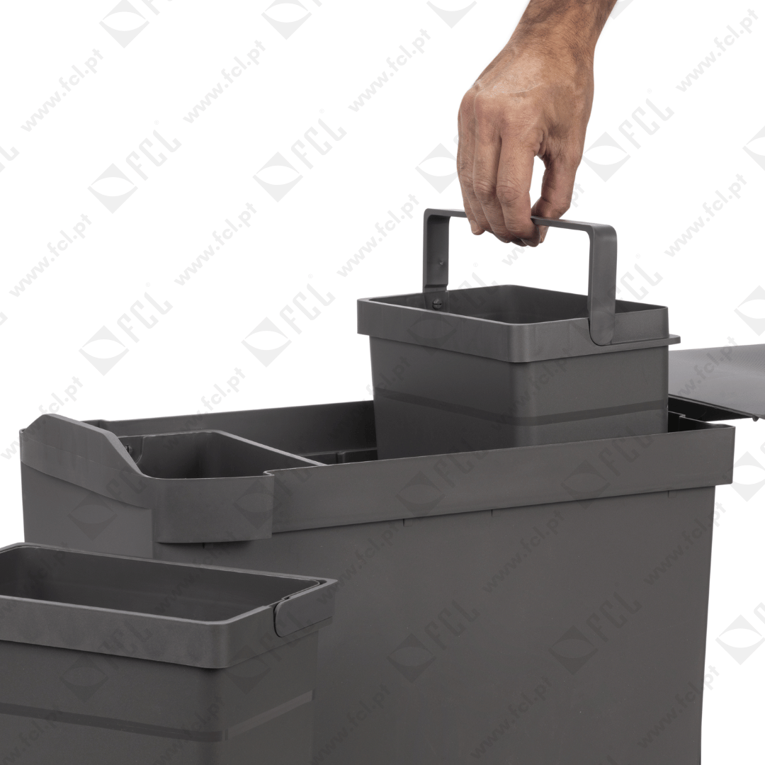 Baldes do lixo para reciclagem - FCL