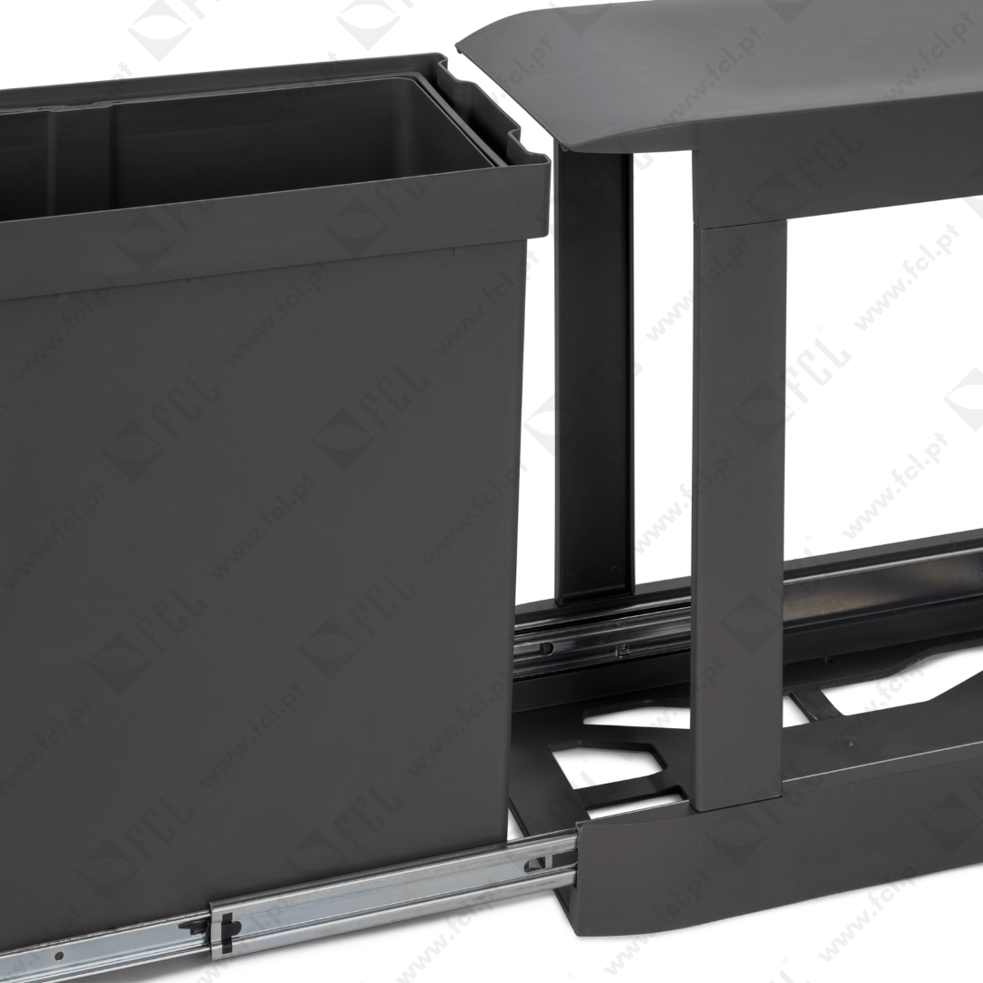 Baldes do lixo para reciclagem - FCL